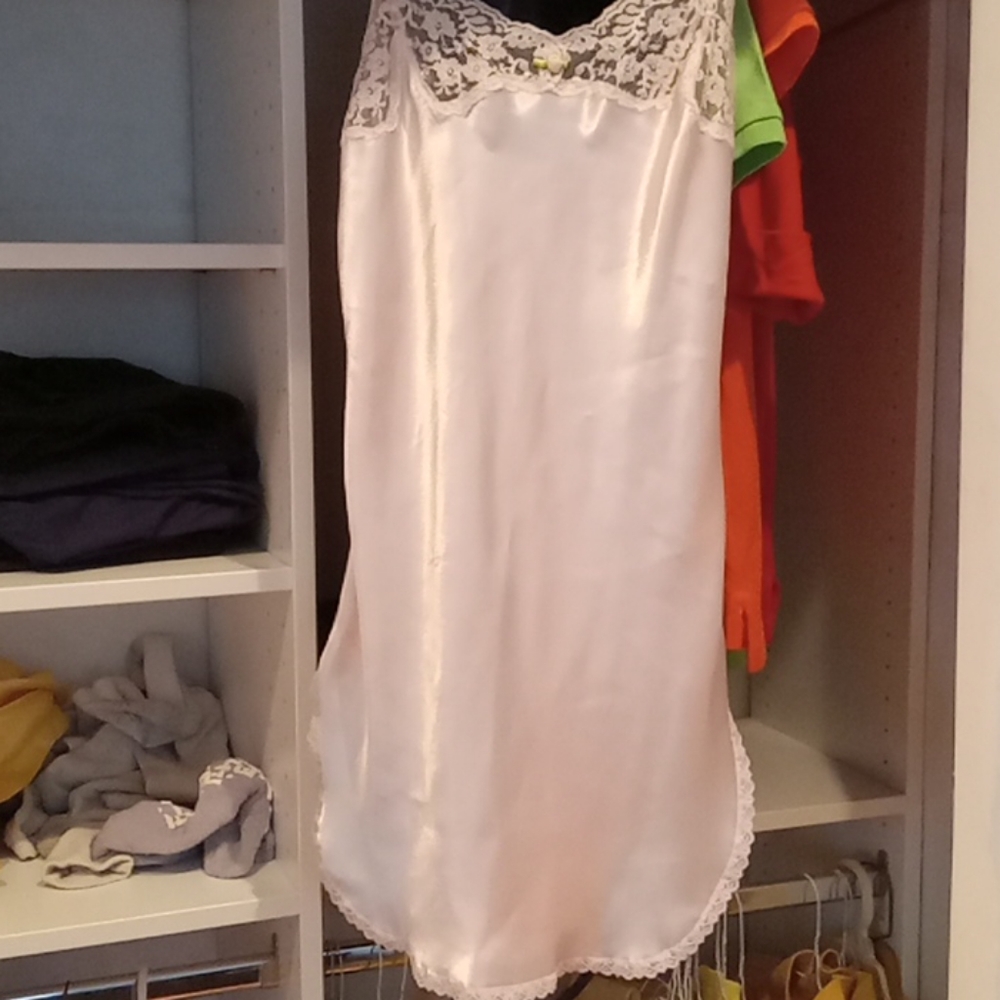 Vintage Victoria's Secret chemise size small